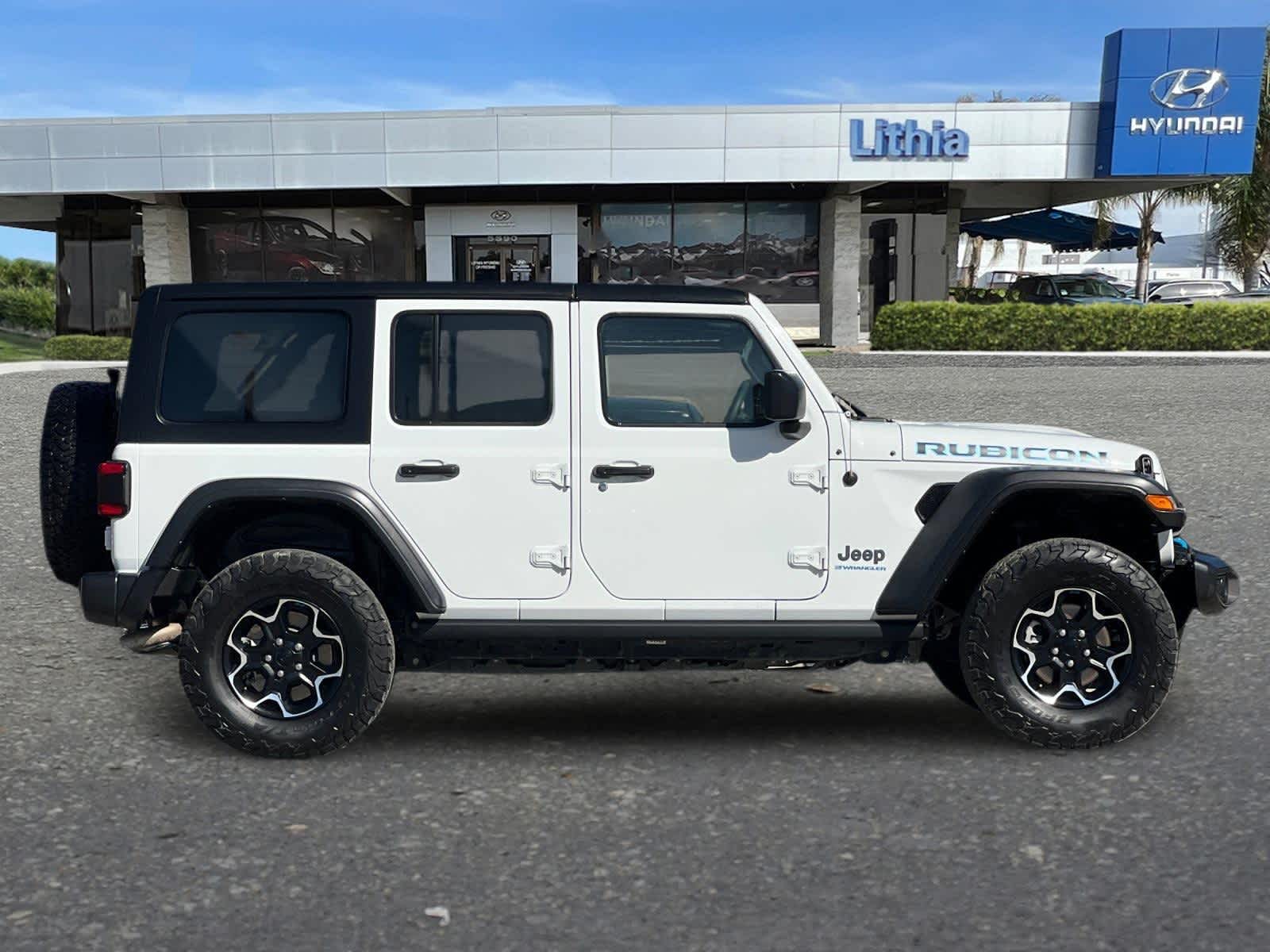 2023 Jeep Wrangler 4xe Rubicon 8