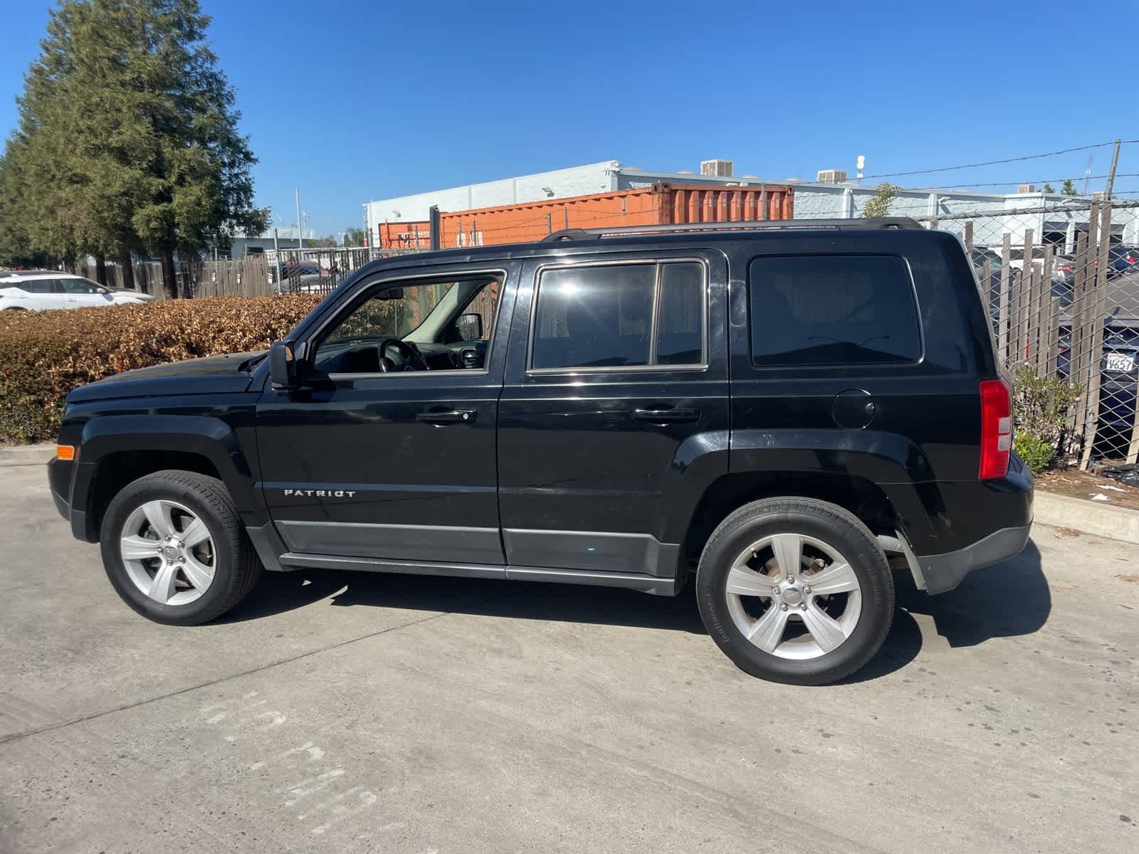 2017 Jeep Patriot Latitude 9