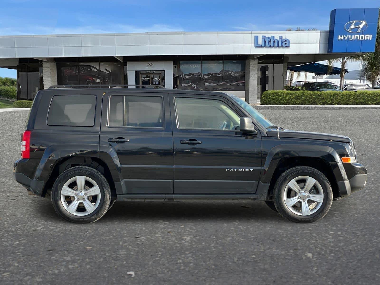 2017 Jeep Patriot Latitude 8