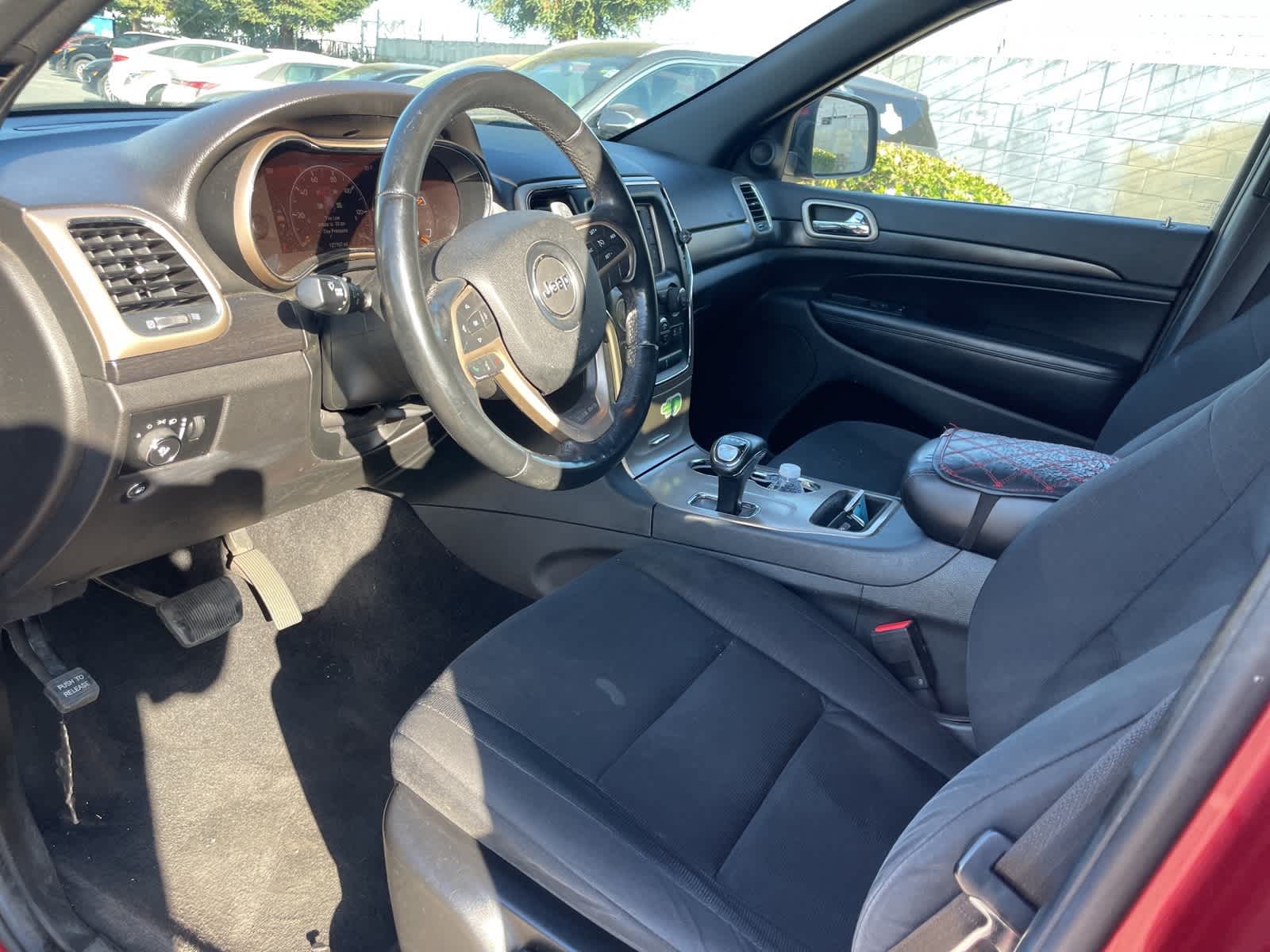 2014 Jeep Grand Cherokee Laredo 21