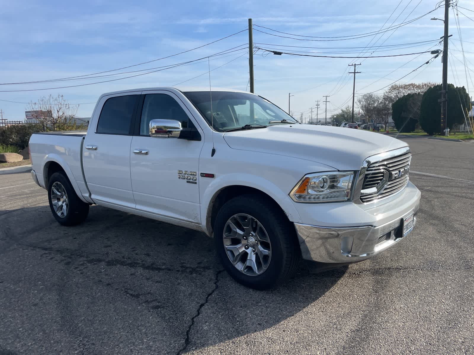 2019 Ram 1500 Classic Laramie 4x2 Crew Cab 57 Box 3