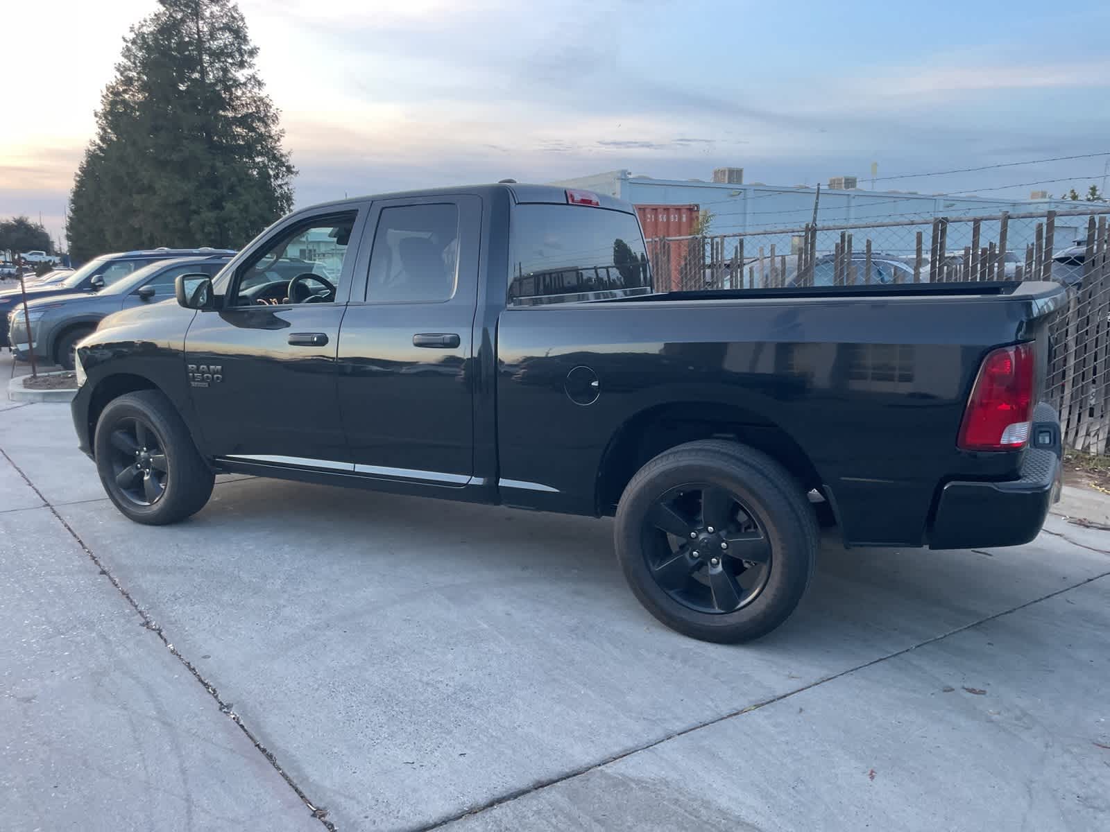 2019 Ram 1500 Classic Express 4x4 Quad Cab 64 Box 4