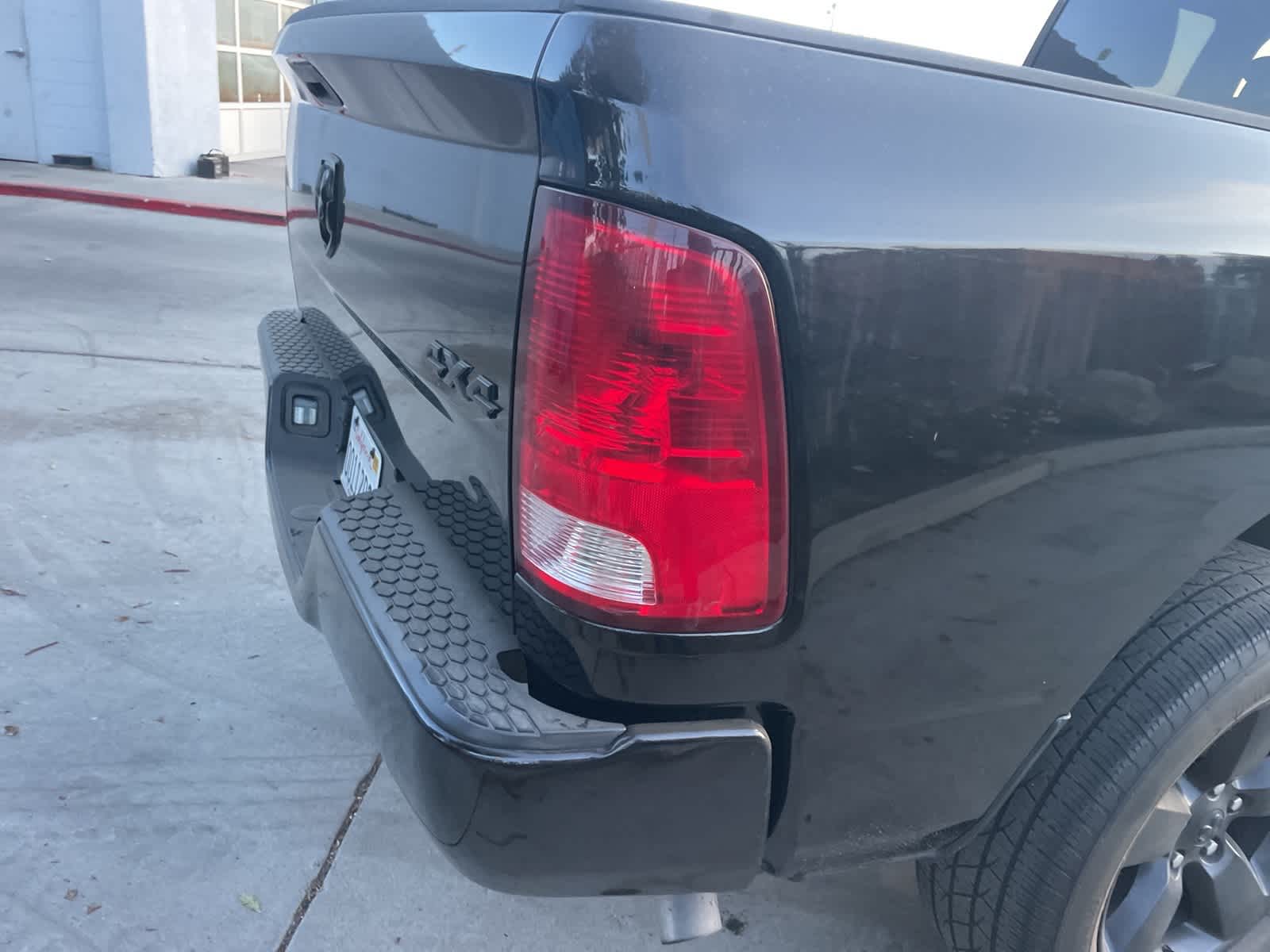 2019 Ram 1500 Classic Express 4x4 Quad Cab 64 Box 15