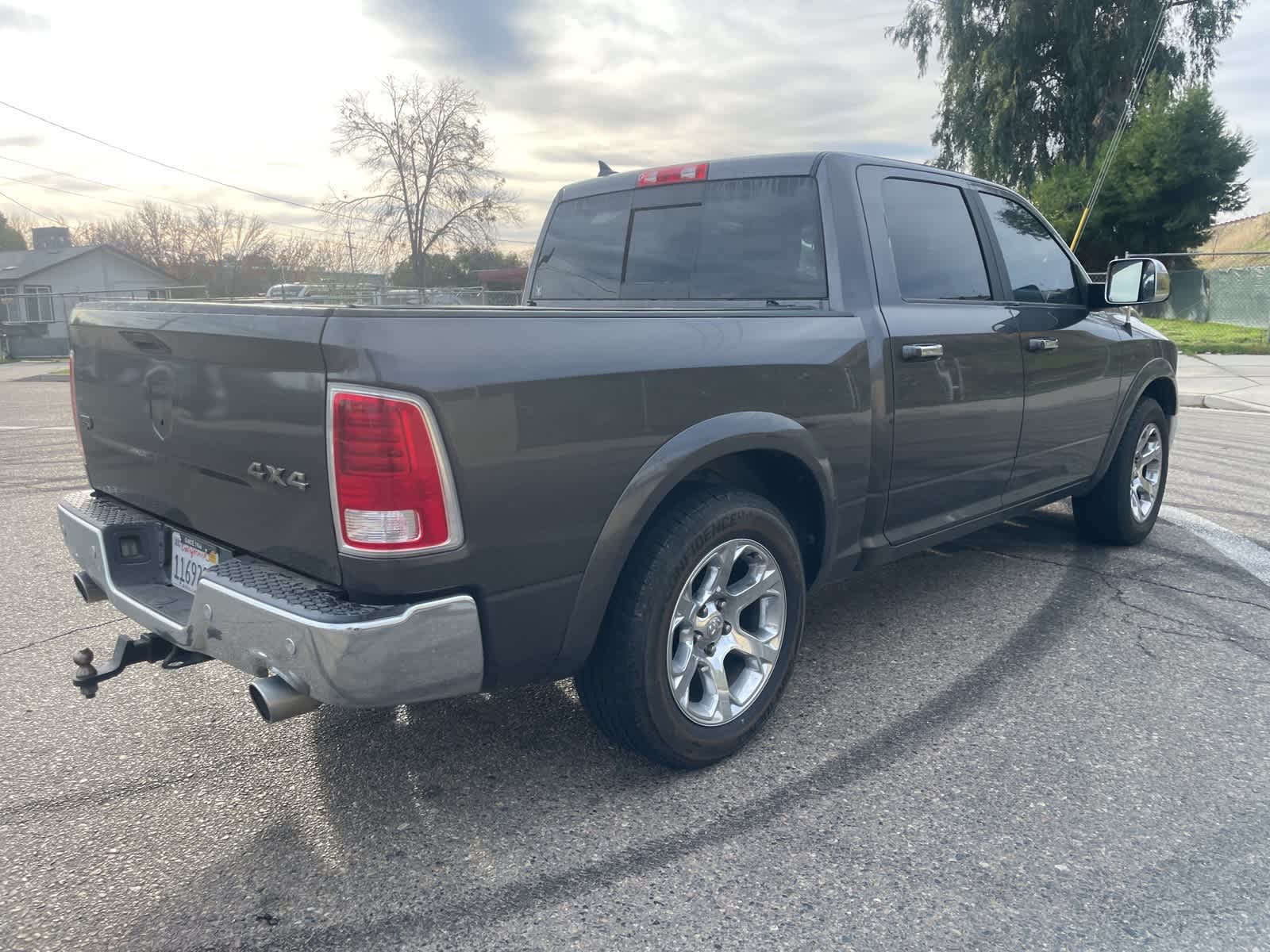 2017 Ram 1500 Laramie 4x4 Crew Cab 57 Box 6