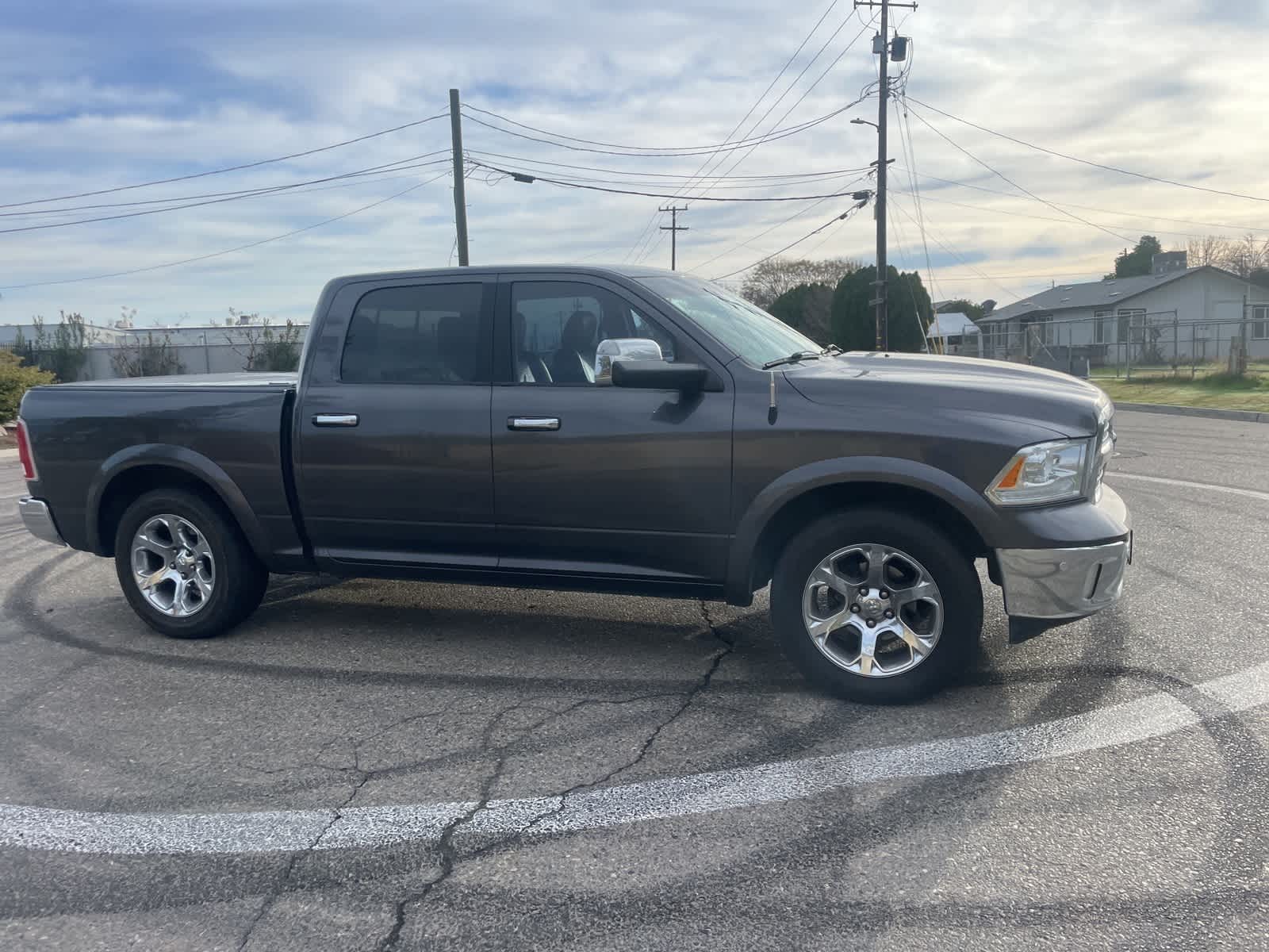 2017 Ram 1500 Laramie 4x4 Crew Cab 57 Box 5