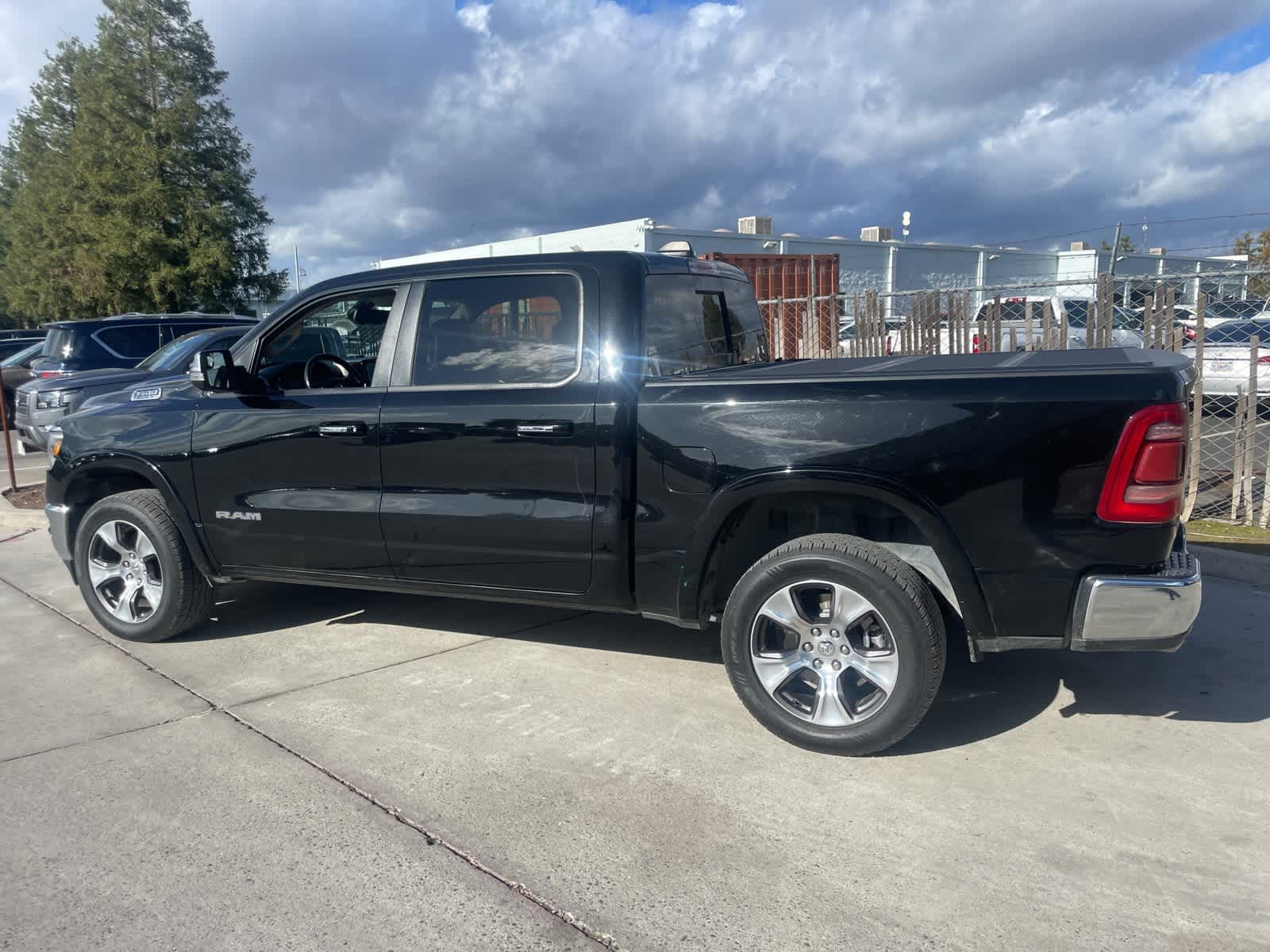 2019 Ram 1500 Laramie 4x2 Crew Cab 57 Box 7