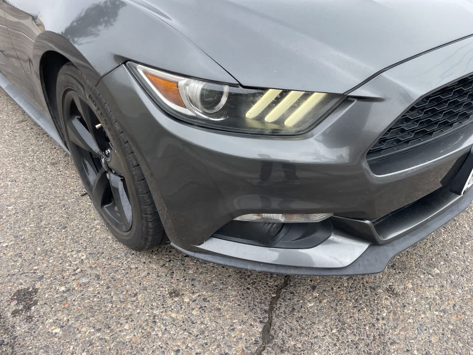 2017 Ford Mustang V6 13