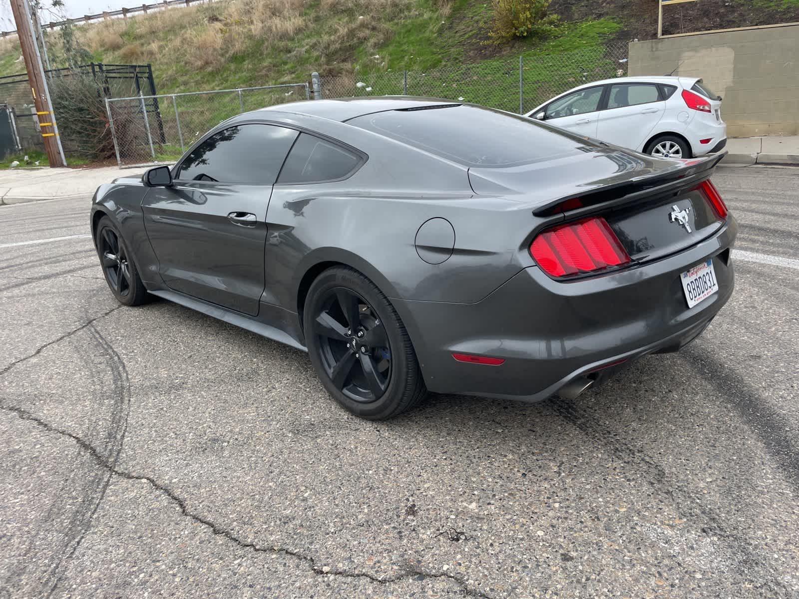 2017 Ford Mustang V6 7