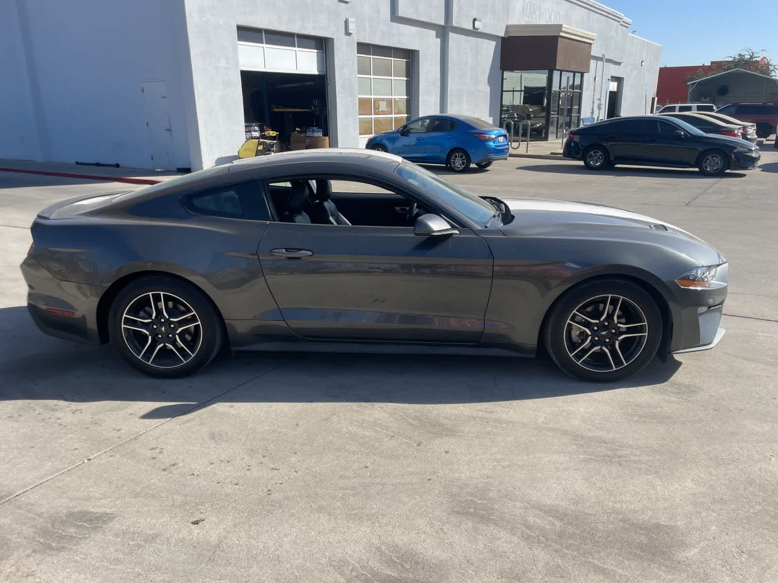 2020 Ford Mustang EcoBoost Premium 4