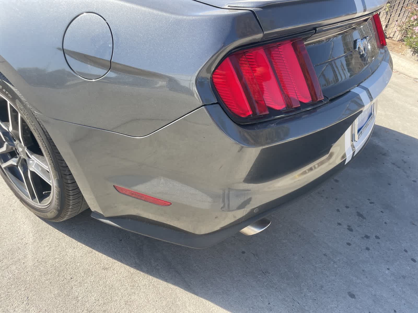 2020 Ford Mustang EcoBoost Premium 16