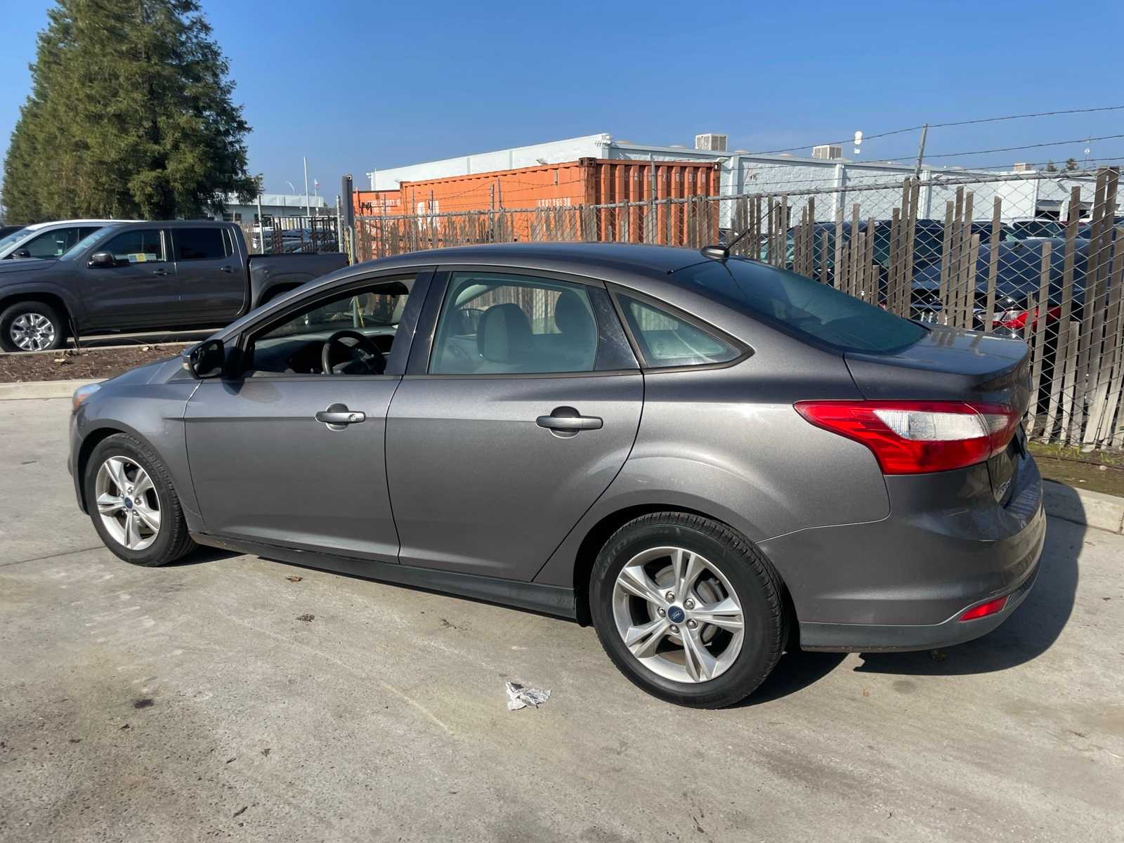 2013 Ford Focus SE 9