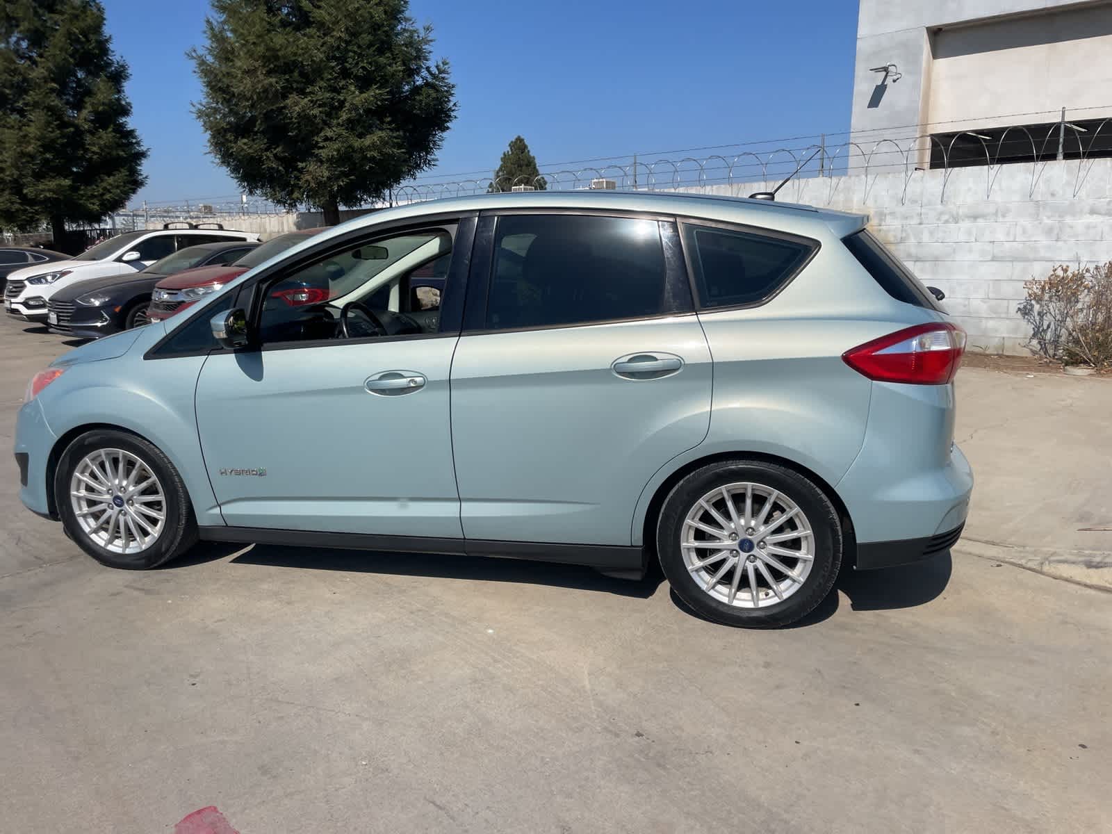 2014 Ford C-Max Hybrid SE 8