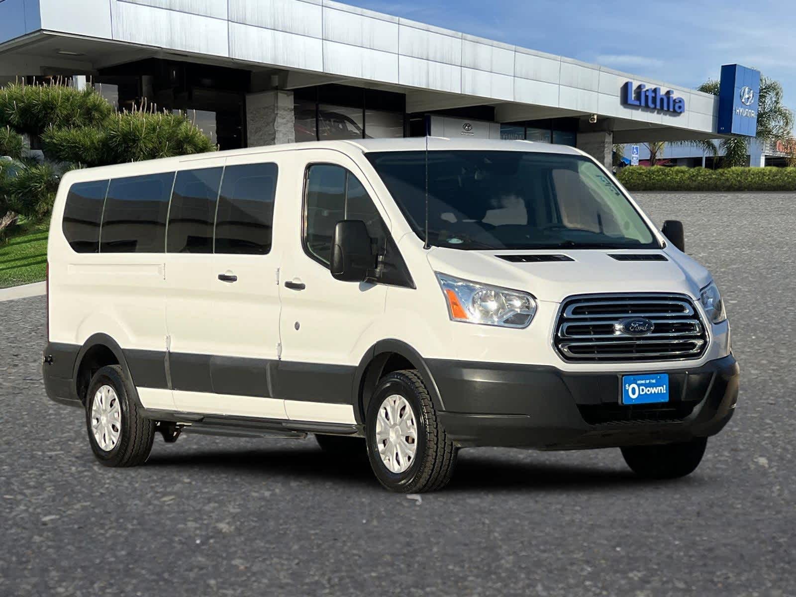 2016 Ford Transit XLT 9