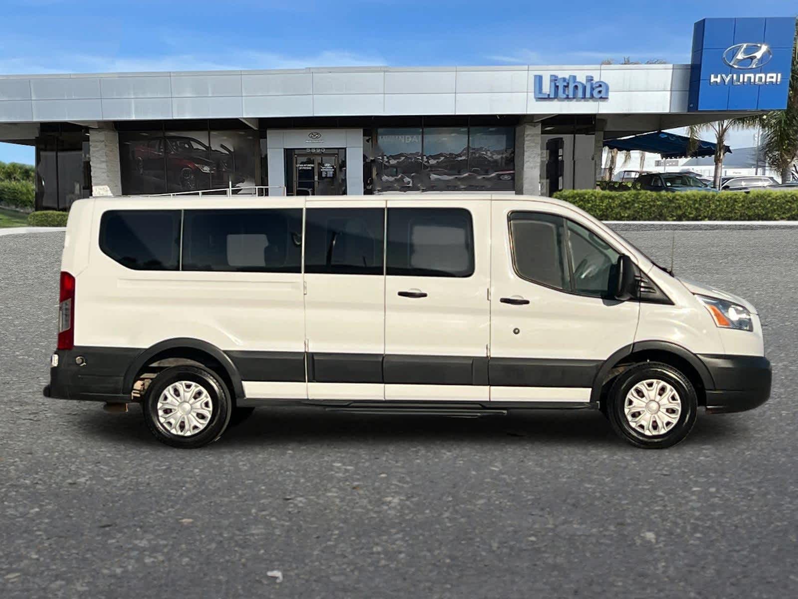 2016 Ford Transit XLT 8