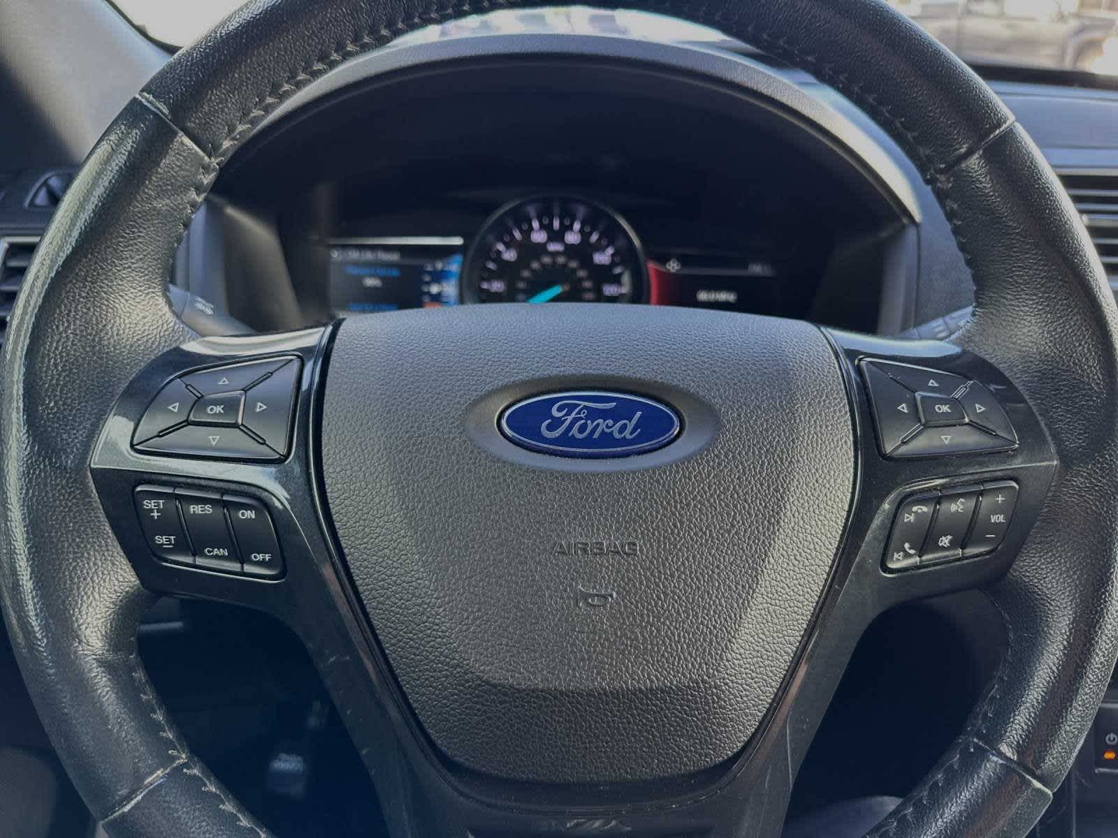 2018 Ford Explorer XLT 23