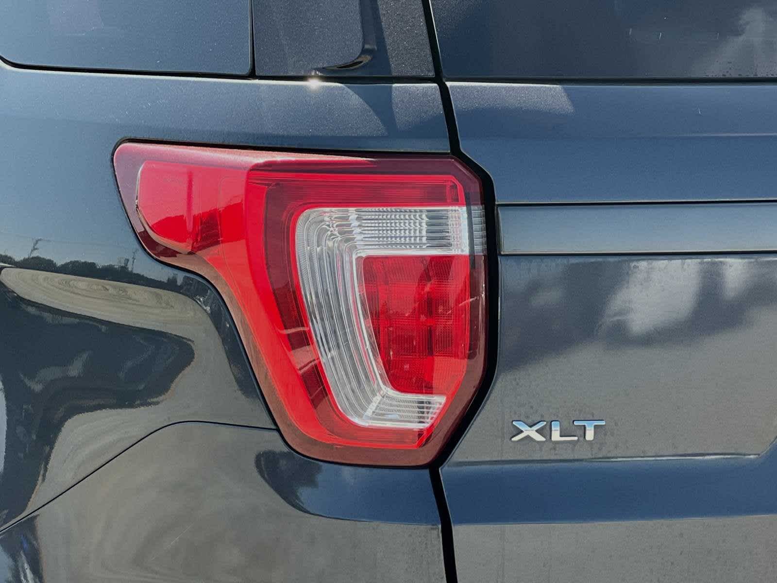 2017 Ford Explorer XLT 29