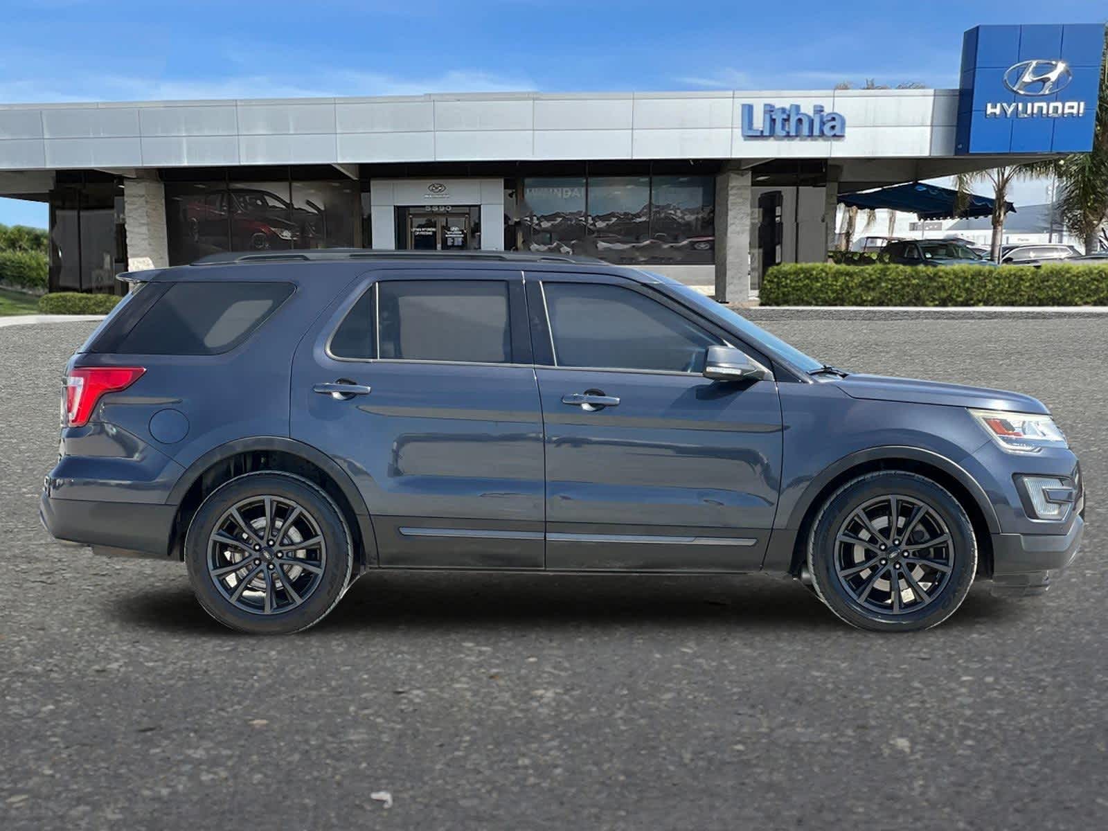 2017 Ford Explorer XLT 8