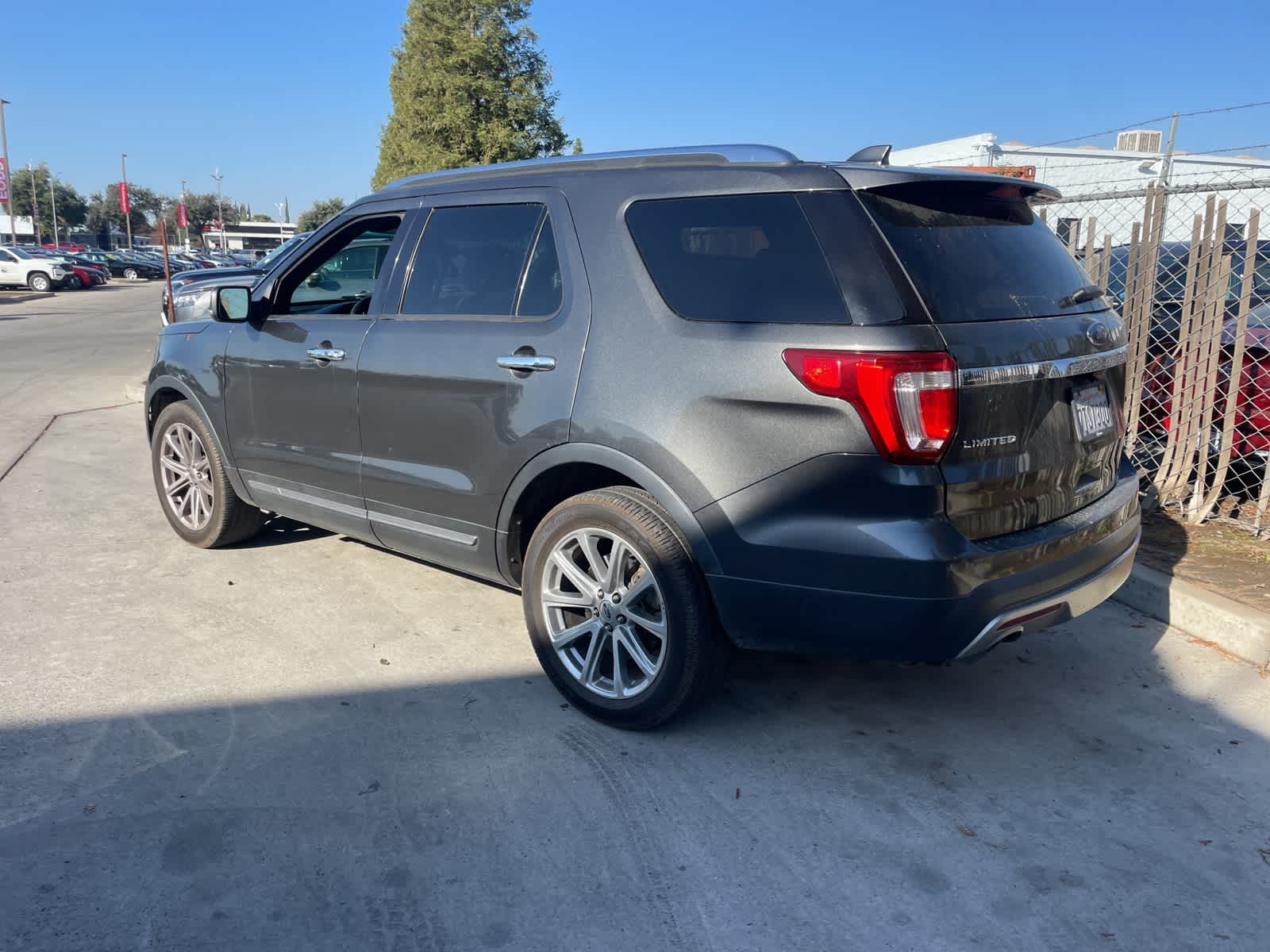 2016 Ford Explorer Limited 5