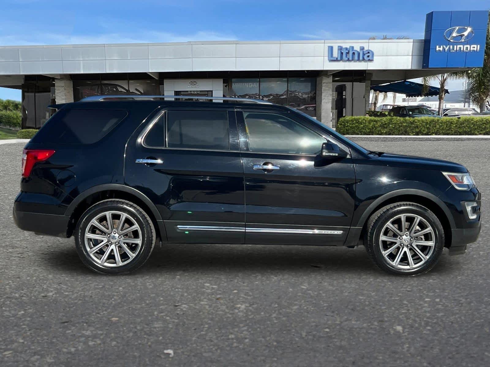 2017 Ford Explorer Limited 8