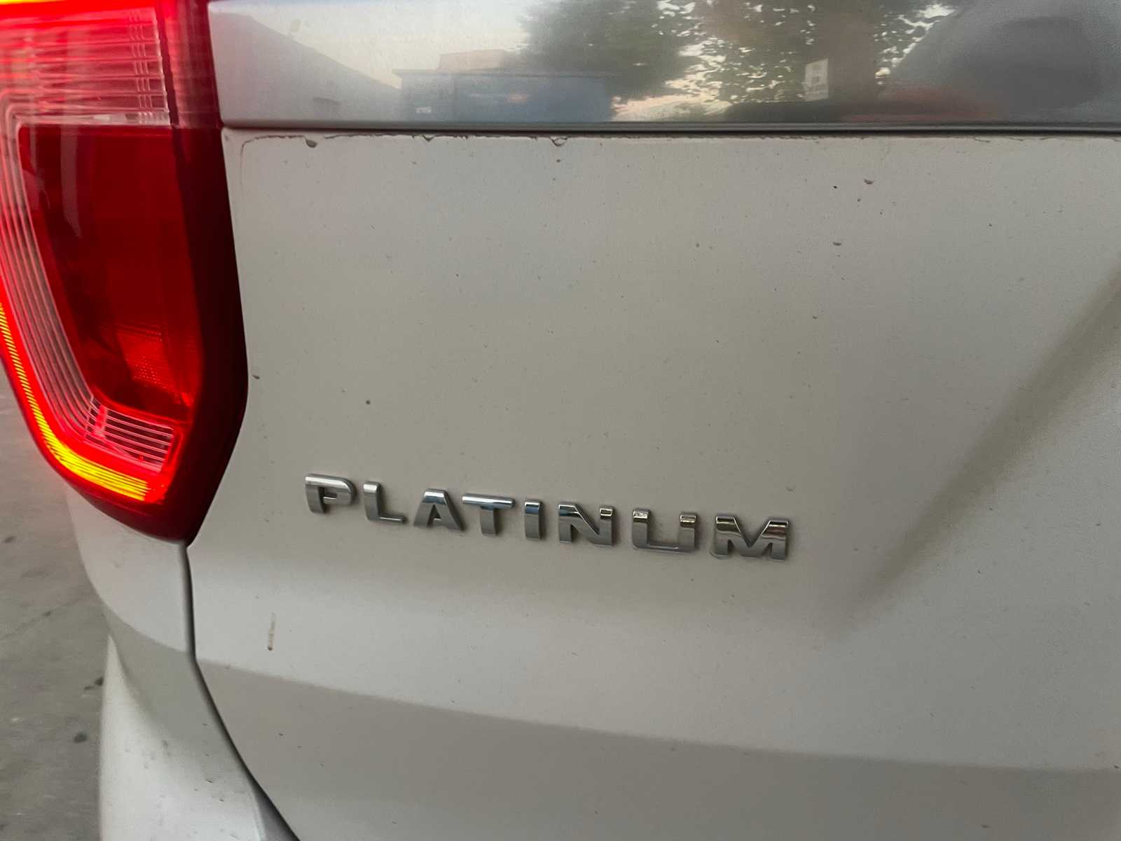 2016 Ford Explorer Platinum 17