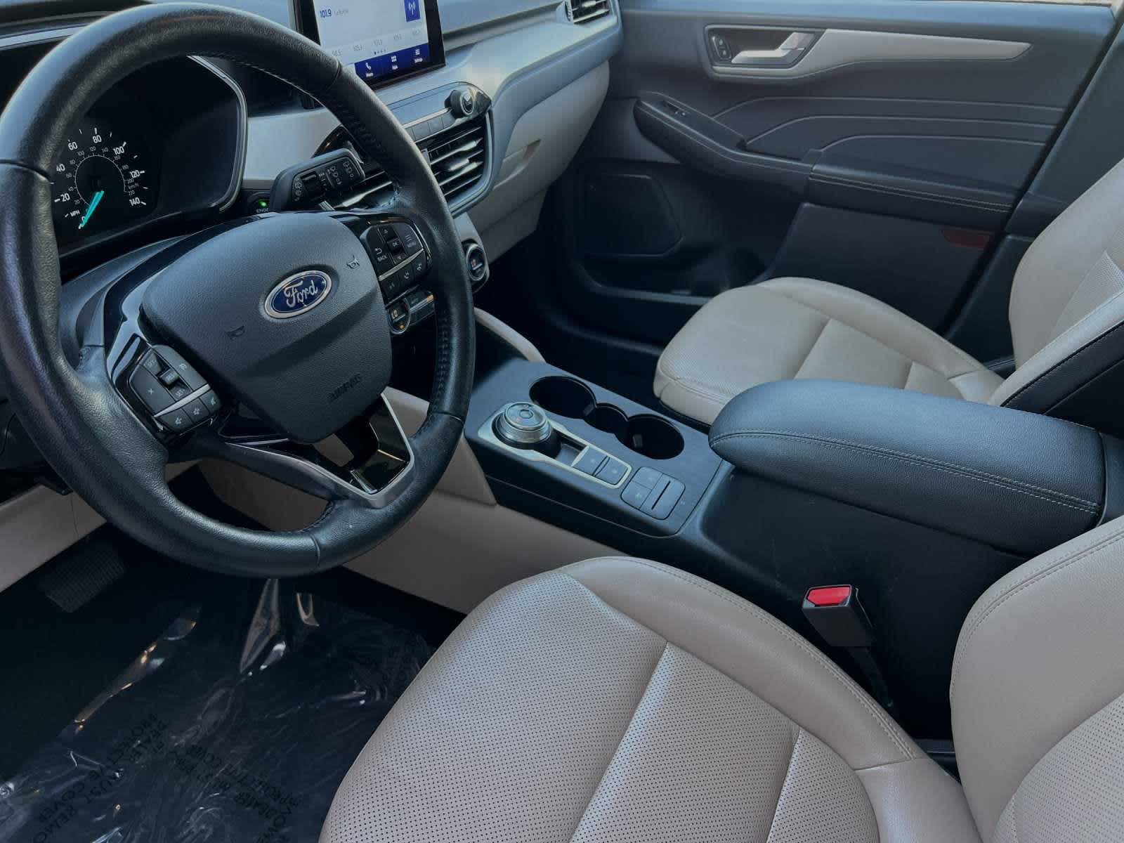 2021 Ford Escape SEL 11