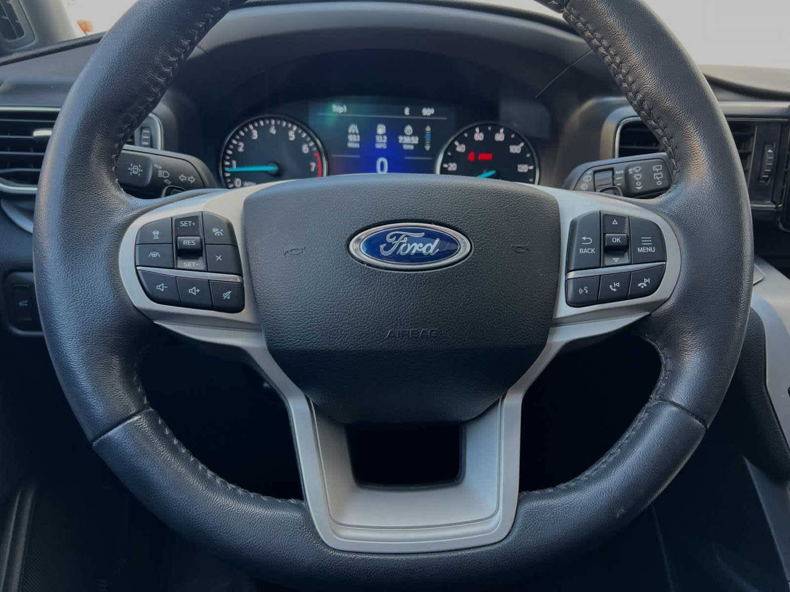 2020 Ford Explorer XLT 24