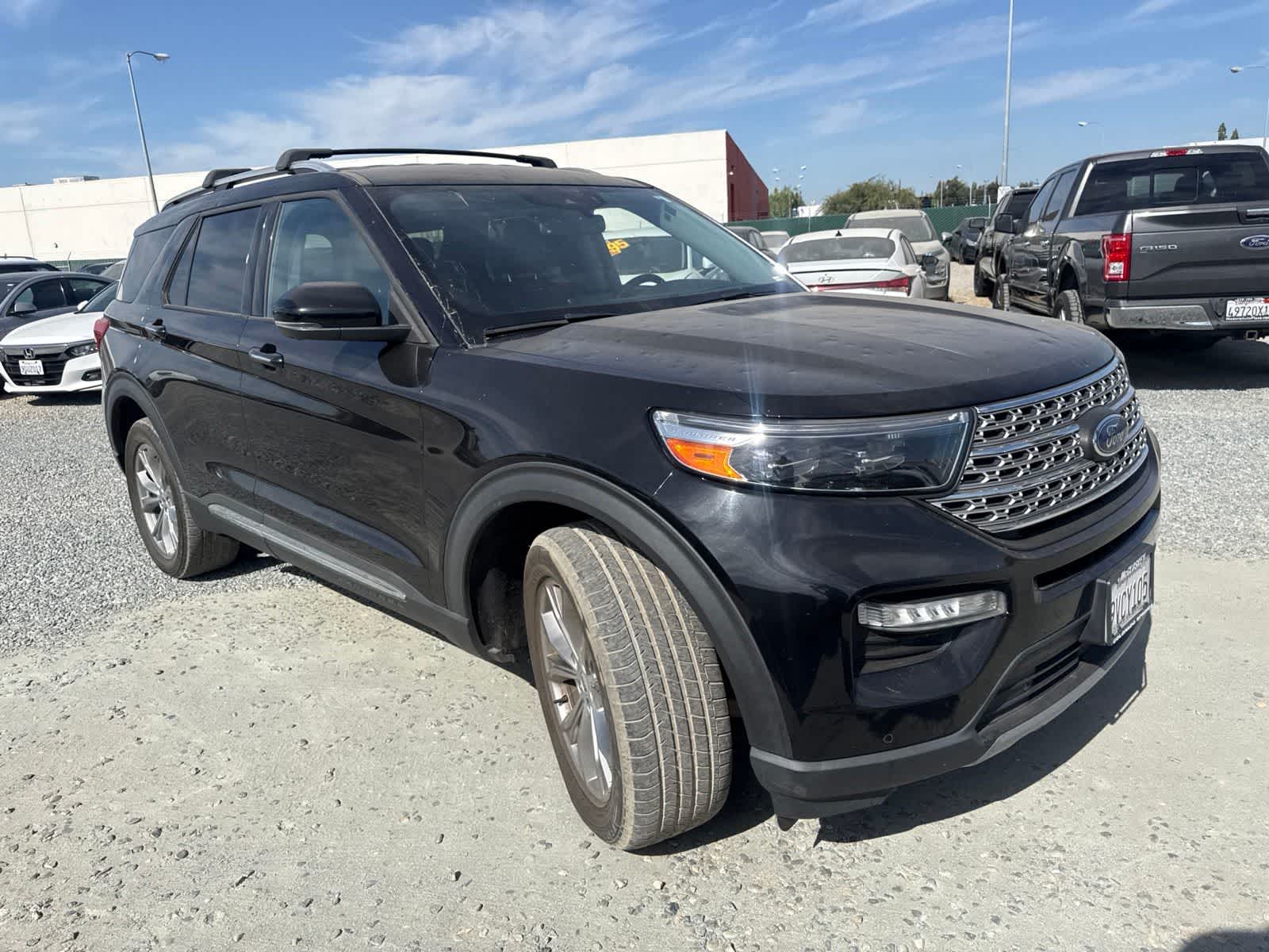 View vehicle photo 2
