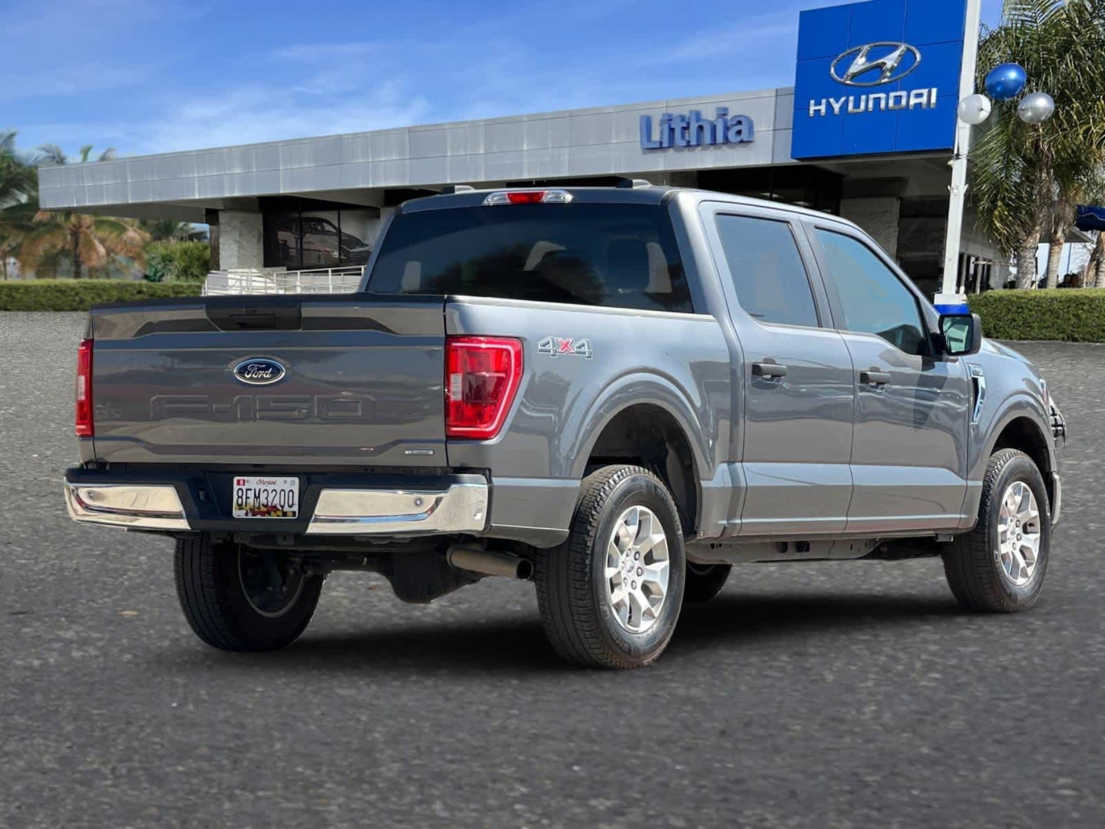 2023 Ford F-150 XLT 4WD SuperCrew 5.5 Box 2