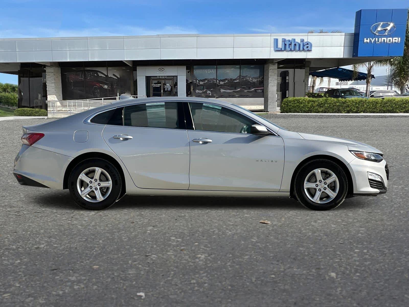 2022 Chevrolet Malibu LT 8