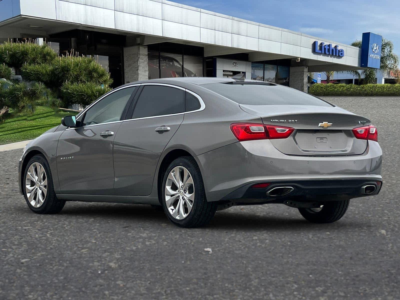 2017 Chevrolet Malibu Premier 6