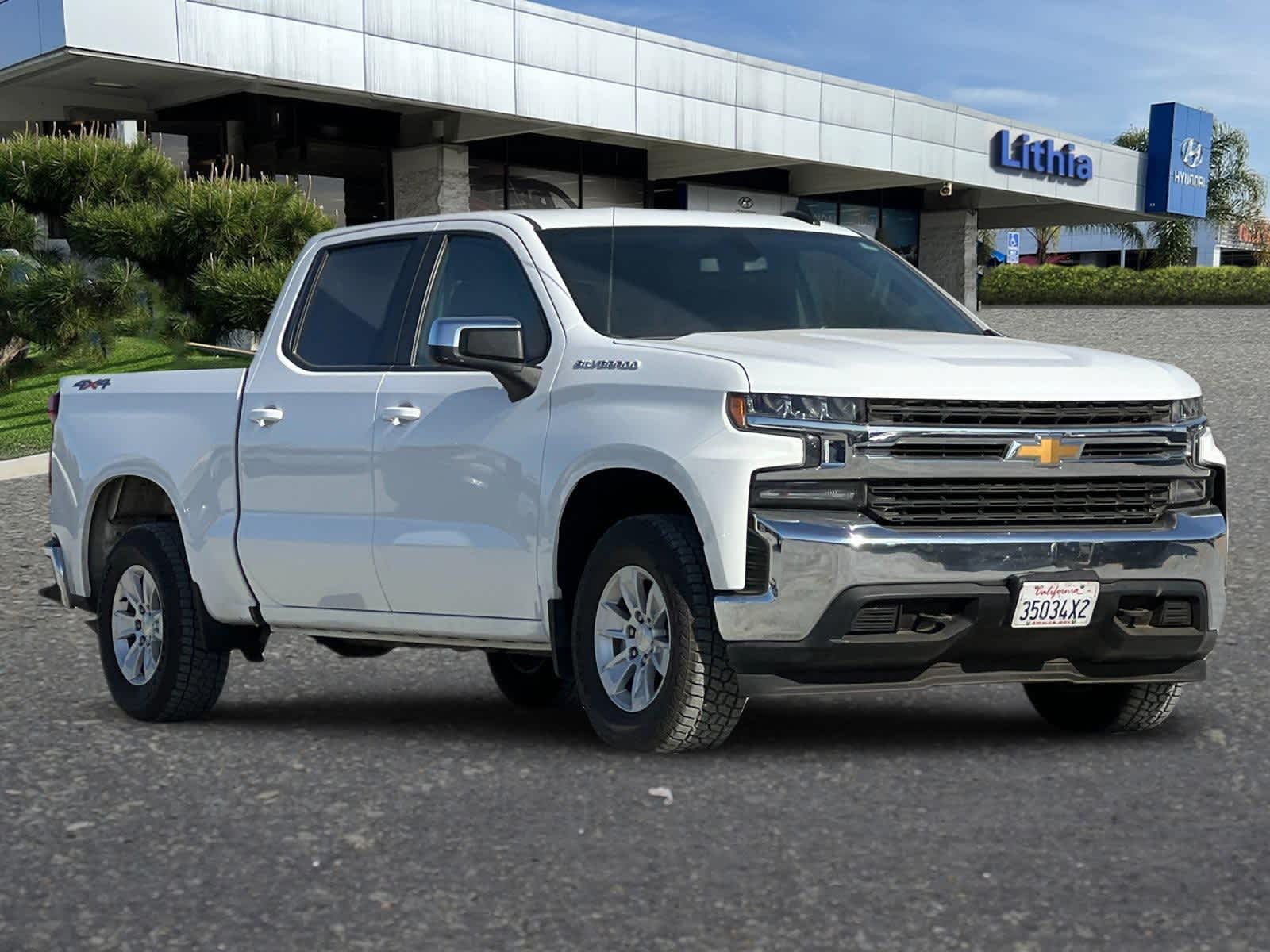 2019 Chevrolet Silverado 1500 LT 4WD Crew Cab 147 9