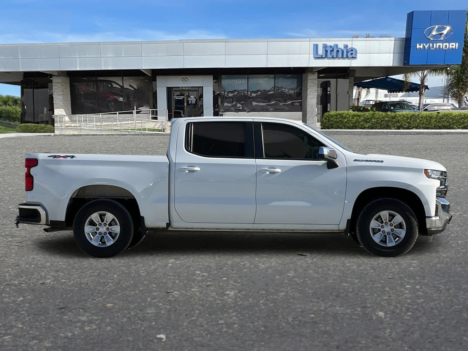 2019 Chevrolet Silverado 1500 LT 4WD Crew Cab 147 8