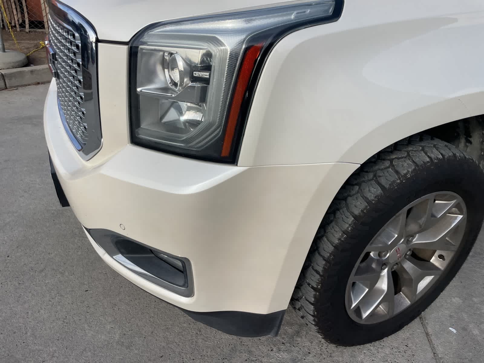 2015 GMC Yukon SLT 13