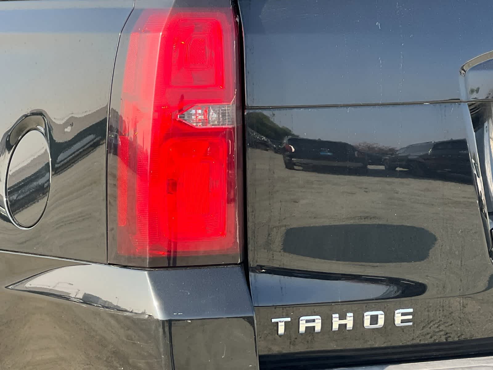 2015 Chevrolet Tahoe LS 27