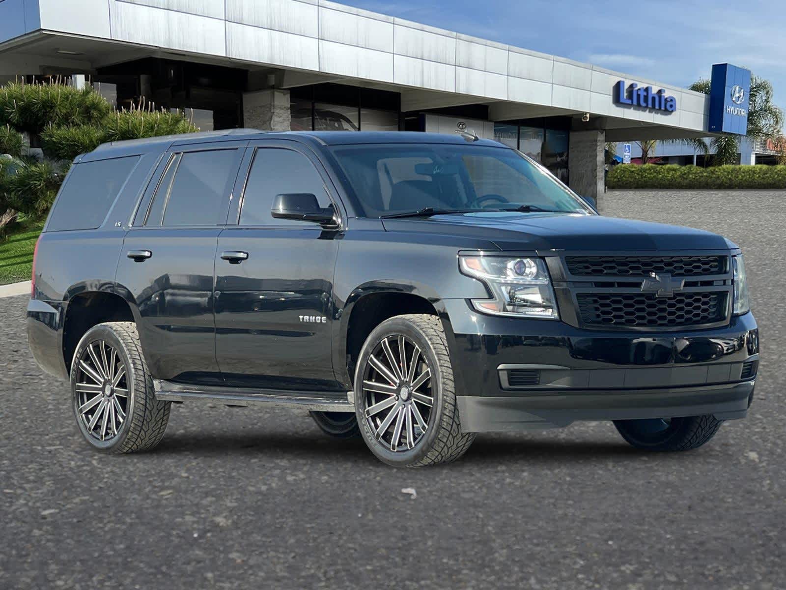 2015 Chevrolet Tahoe LS 9