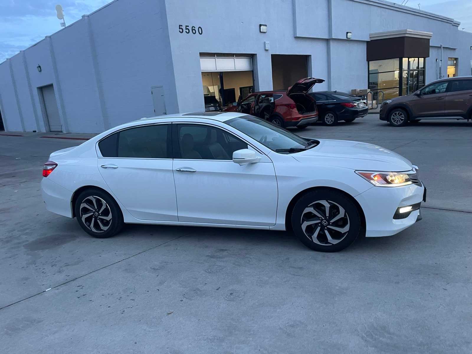 2016 Honda Accord EX-L 4