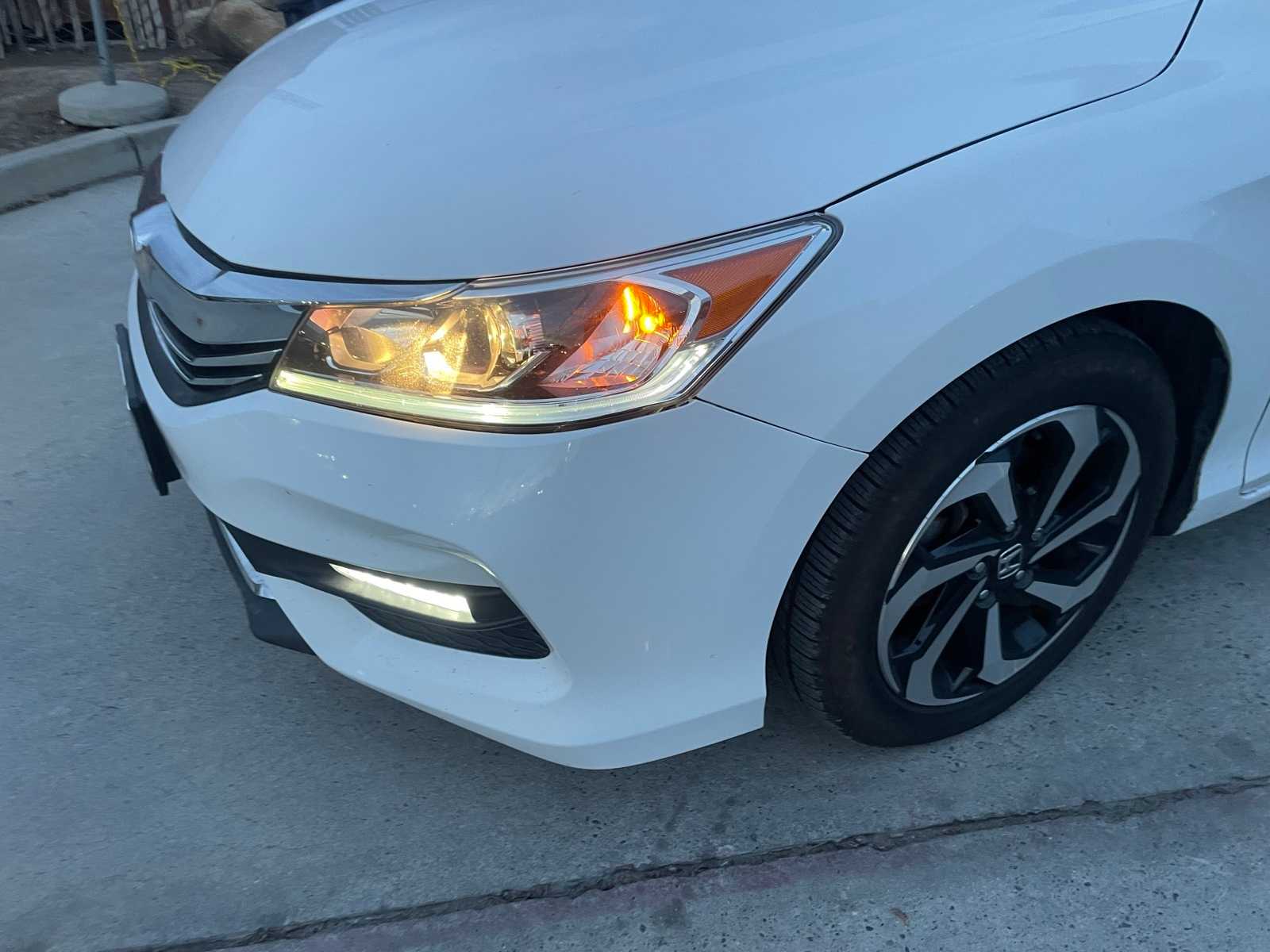 2016 Honda Accord EX-L 12