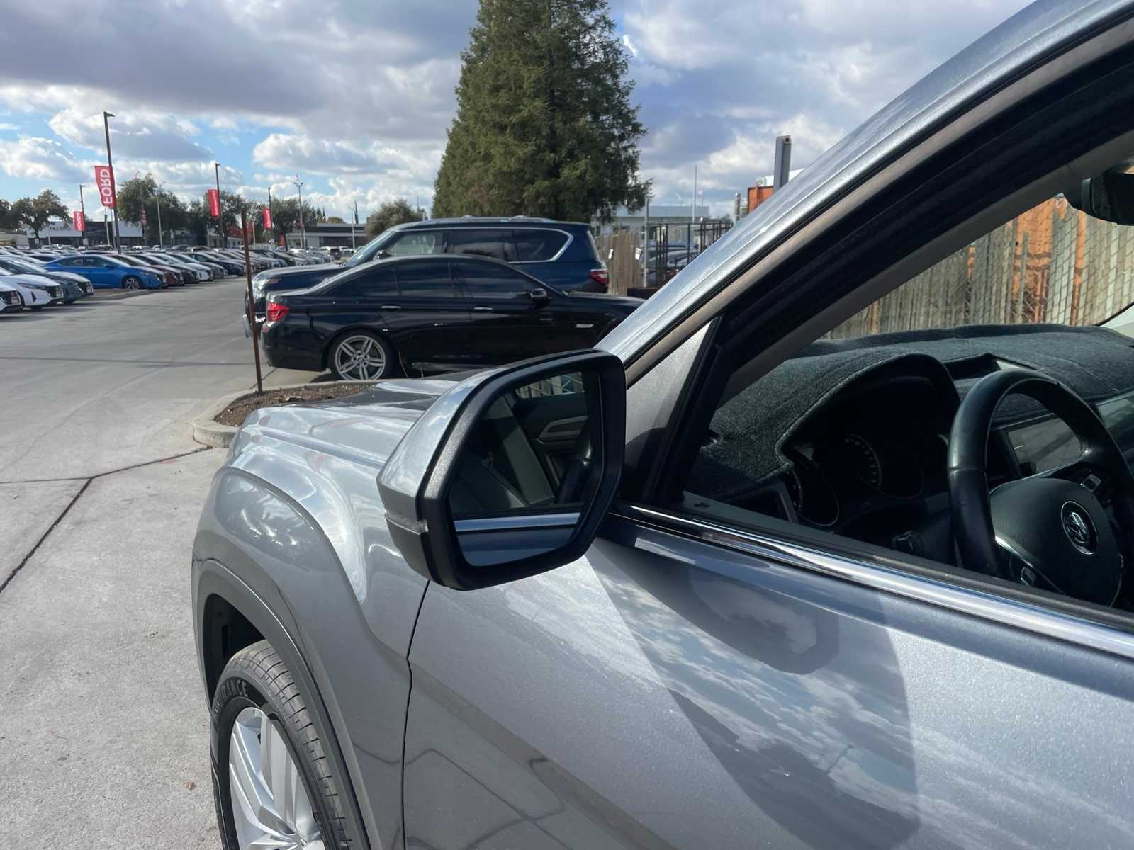 2019 Volkswagen Atlas 3.6L V6 SE w/Technology 9