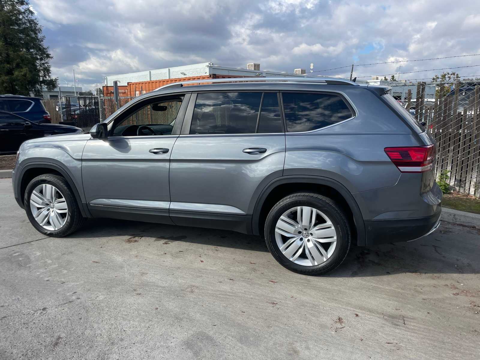 2019 Volkswagen Atlas 3.6L V6 SE w/Technology 7