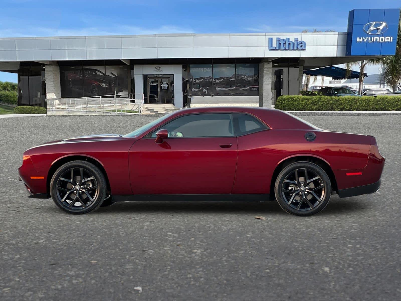 2022 Dodge Challenger SXT 5