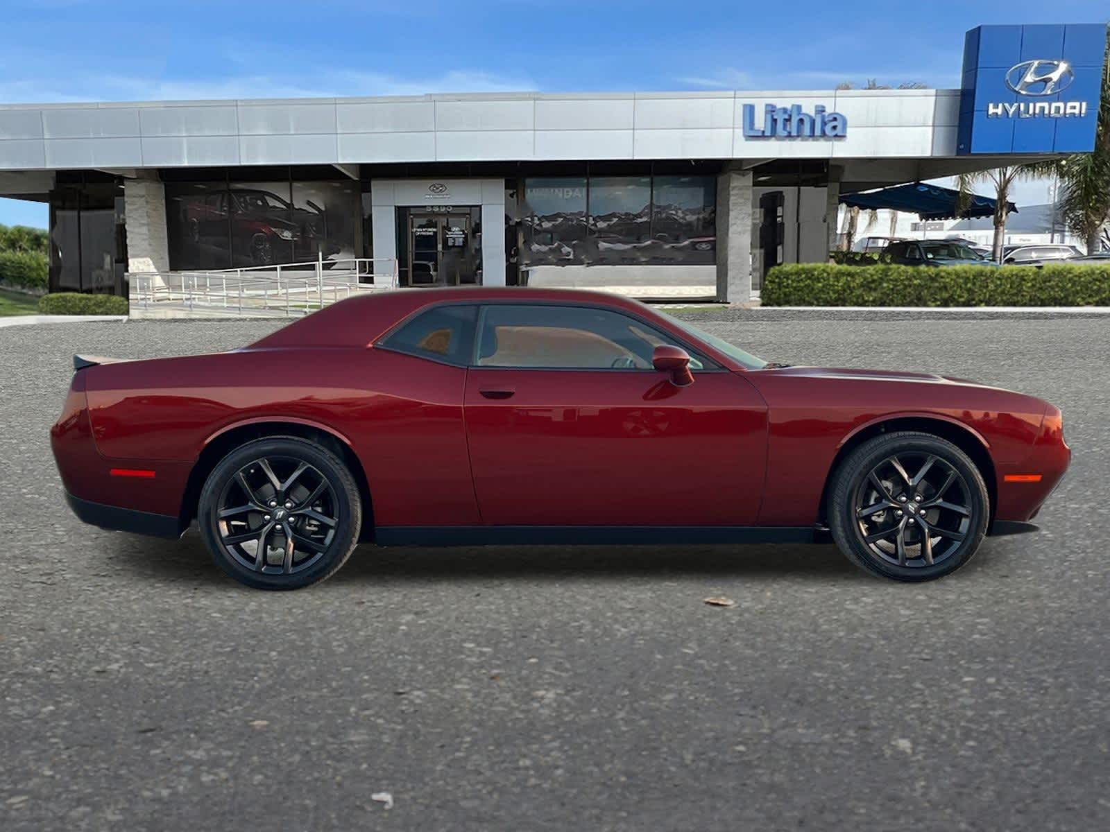 2022 Dodge Challenger SXT 8