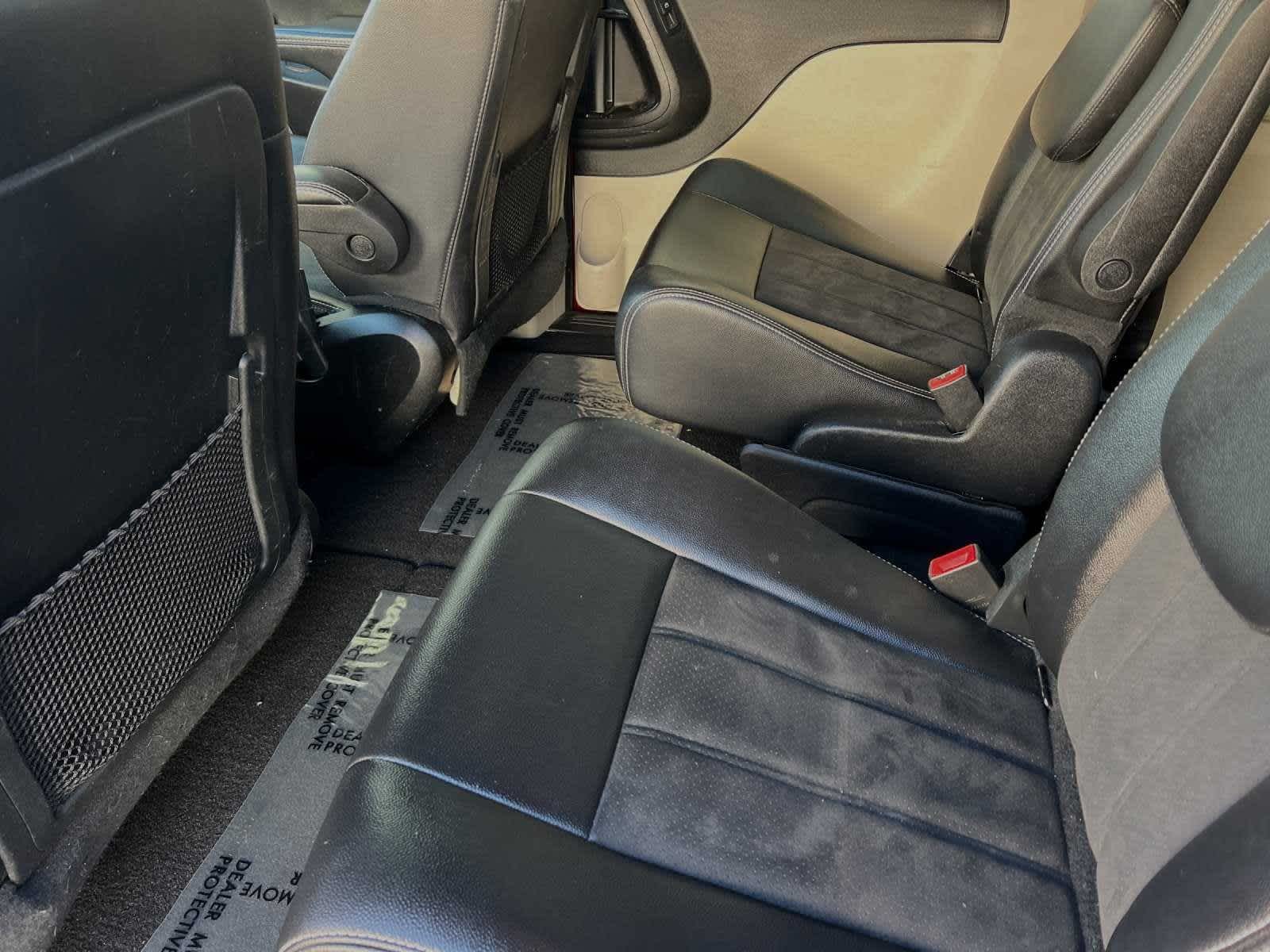 2019 Dodge Grand Caravan SXT 4