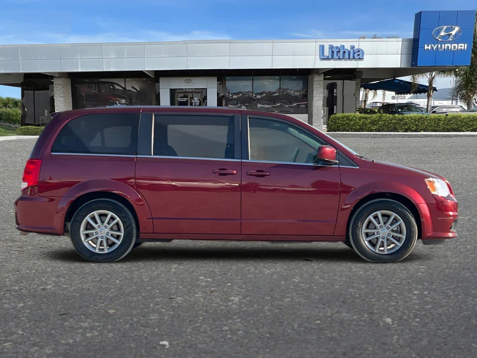 2019 Dodge Grand Caravan SXT 8