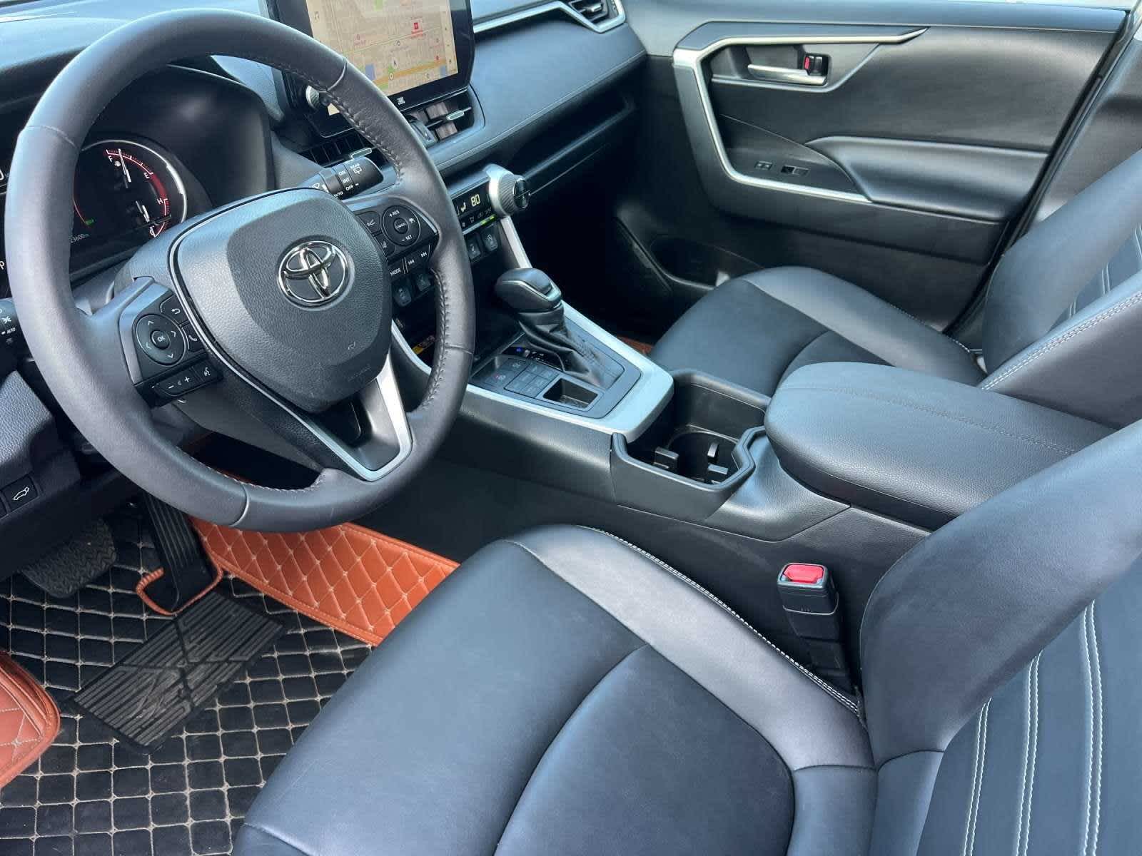 2023 Toyota RAV4 XLE Premium 11