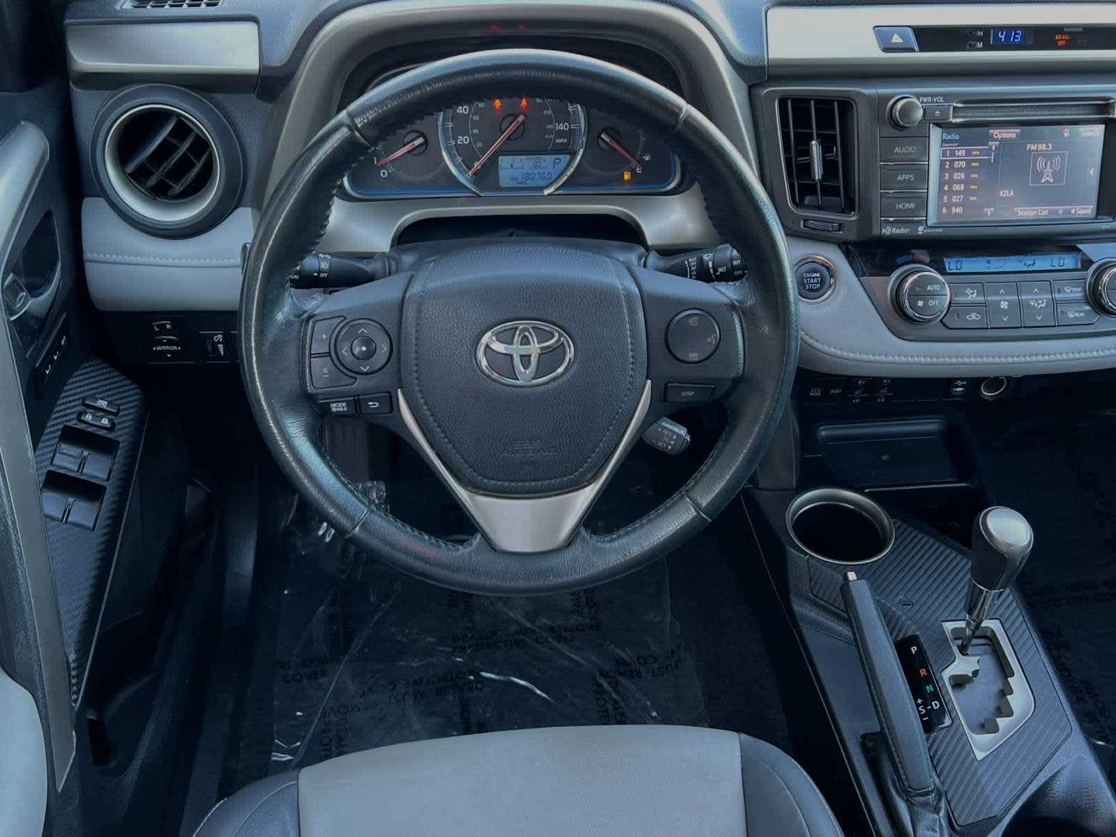 2015 Toyota RAV4 Limited 14