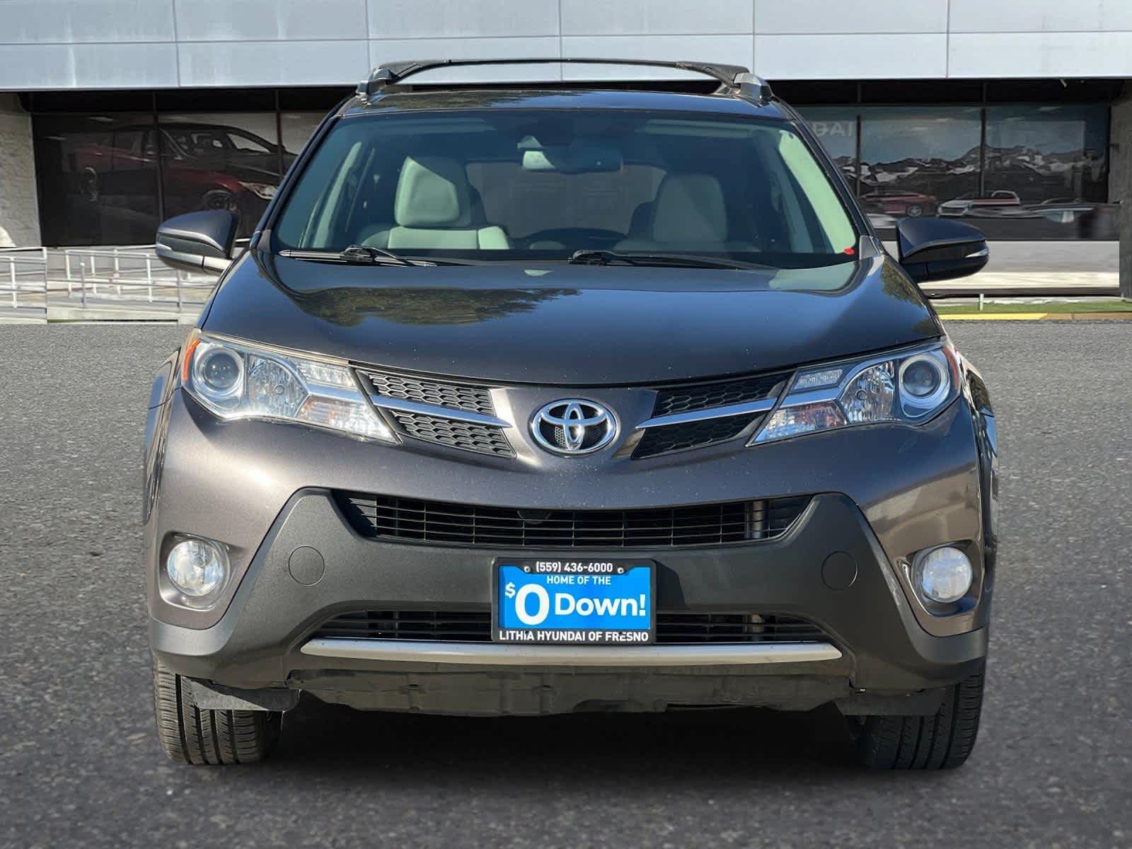 2015 Toyota RAV4 Limited 10