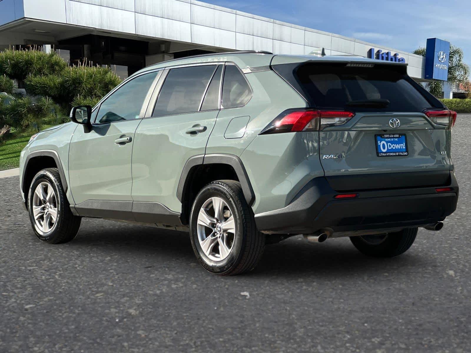 2023 Toyota RAV4 XLE 6