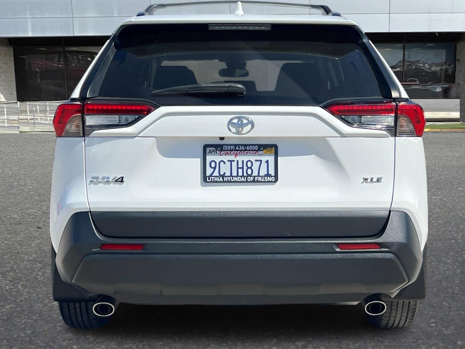 2021 Toyota RAV4 XLE 7