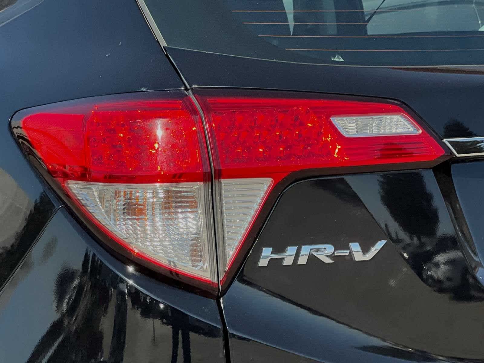 2022 Honda HR-V LX 26