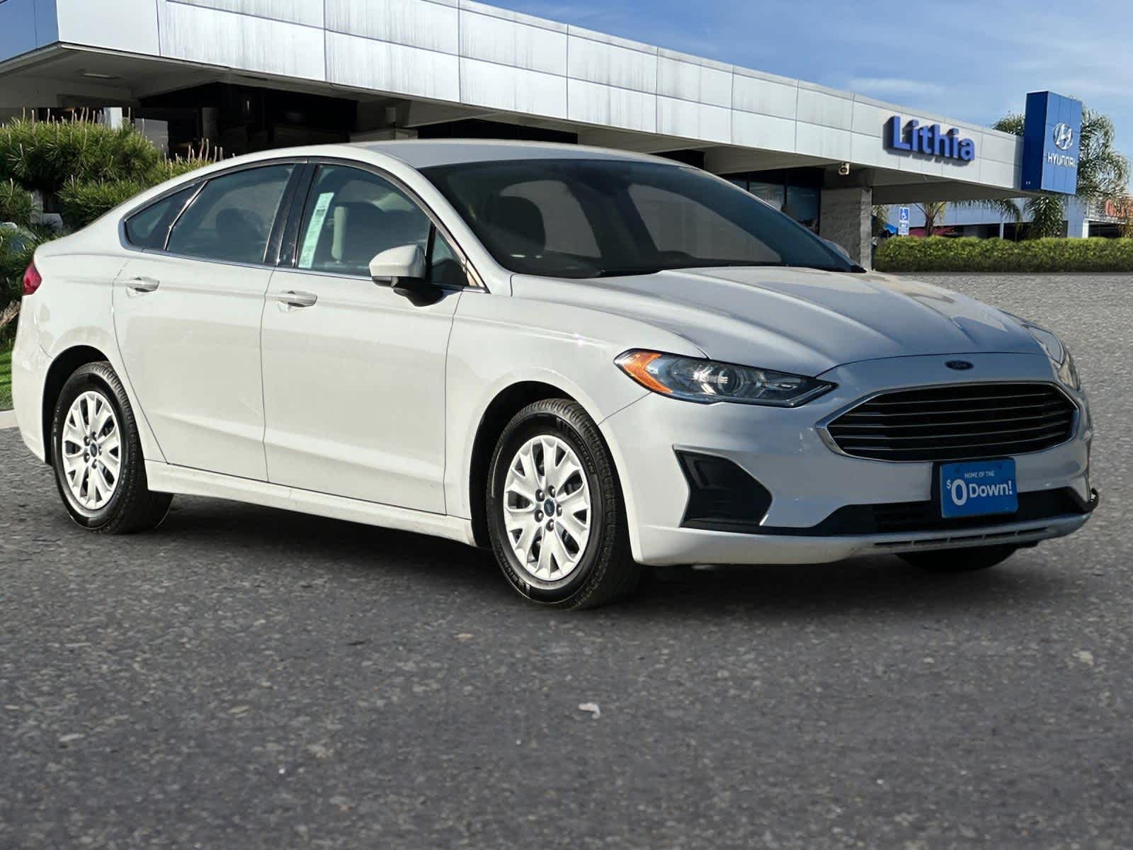 2019 Ford Fusion S 9